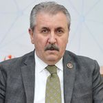 Destici’den Malazgirt Mesajı: “1071’de Açılan Kapı, 1922’de Mühürlendi”