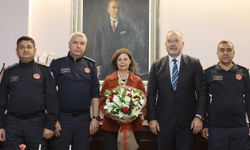 Ayşe Ünlüce: “Bizler de sizlerle gurur duyuyoruz”