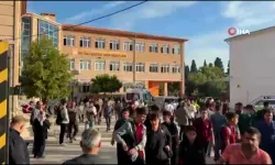 Manisa Turgutlu’da lise önünde silahlı saldırı: 4 öğrenci yaralandı