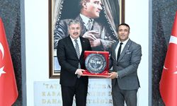 Murat Arnik Vali Erdinç Yılmaz’a iletti: Esnaf bu soruna çözüm bekliyor