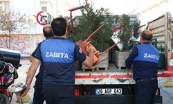 Tepebaşı’nda kaldırım işgaline geçit yok: Malzemelere el konuldu