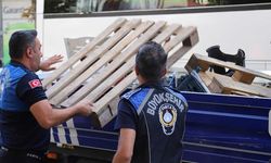 Ne var ne yok toplandı: Kaldırımlar yayalara kaldı