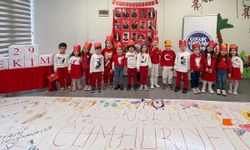 Eskişehir’de çocuklardan 26 metrelik Cumhuriyet tuvali