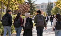 Eskişehir'de öğrencilere karşılıksız burs desteği
