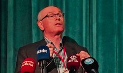 Kazım Kurt’tan Yeni Parti kongresinde sert mesajlar: “Çok ayıp, çok yazık”