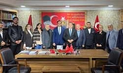 Ayhan Sezer’in vatandaş buluşmalarına MHP Eskişehir’de yoğun ilgi