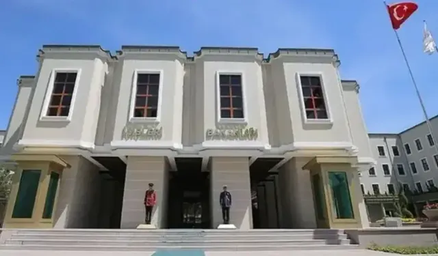 Adalar ve Silifke Belediye Başkanları Görevden Uzaklaştırıldı