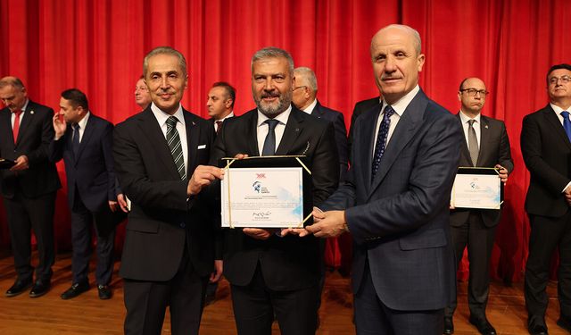 Anadolu Üniversitesi’ne “Spor Dostu Kampüs” Ödülü
