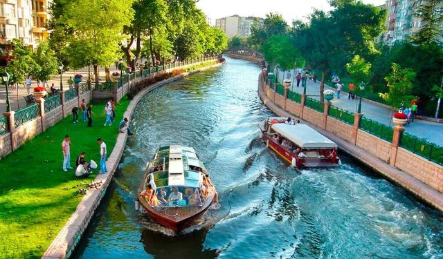 Eskişehir’de hava değişiyor: Sıcaklık 22 dereceye çıkacak, yağış için tarih verildi