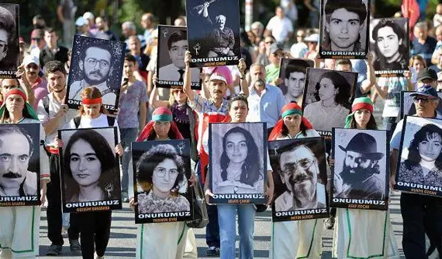 AYM'den Madımak Kararı: Yaşam Hakkı İhlali Tespit Edildi, Ailelere Manevi Tazminat