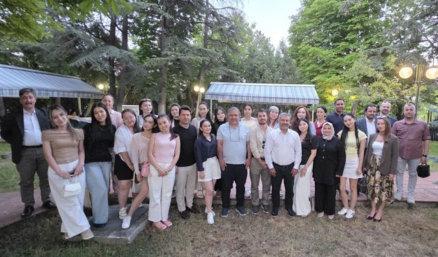 Anadolu Üniversitesi Kazakistanlı Öğrencileri Eskişehir'de Ağırladı