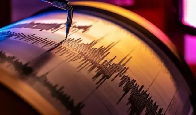 Meksika Açıklarında 7,3 Büyüklüğünde Deprem! Tsunami Uyarısı Yapıldı
