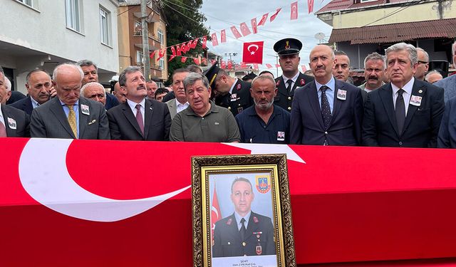 Eskişehir'de Şehit Olan Jandarma Mehmet Demirbaş Samsun'da Son Yolculuğuna Uğurlandı