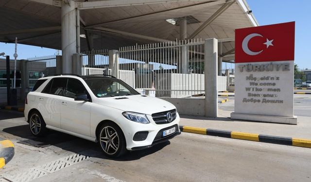 Gurbetçilere Müjde! Yabancı Plakalı Araç Kullanımında Yeni Dönem Başladı