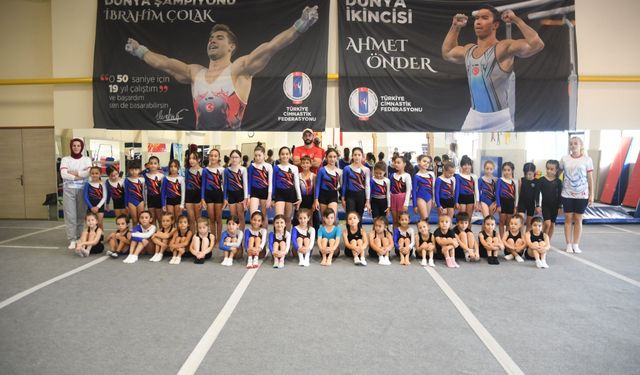 Eskişehir’de Minik Cimnastikçiler Geleceğin Şampiyonları İçin Çalışıyor