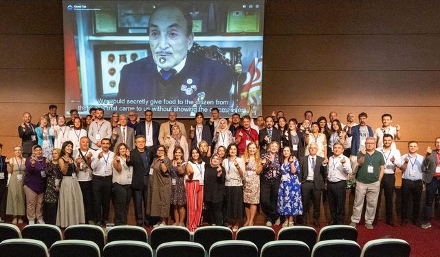 Eskişehirli Öğrenciler Dünya Kongresinde! Kore Savaşı Projesiyle Tarihe Katkı Sağladılar