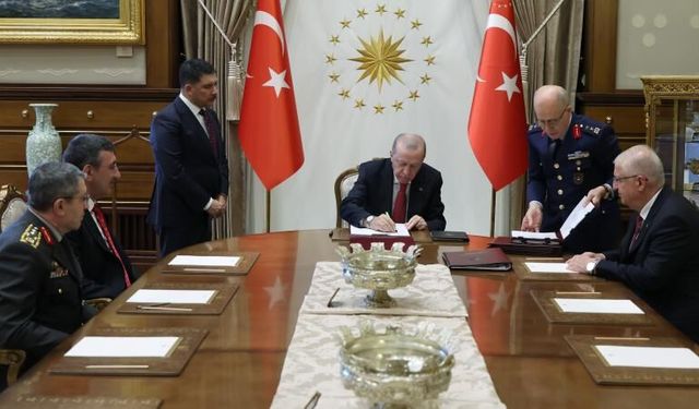 YAŞ Kararları 2026 Açıklandı! İşte TSK'da Yeni Atamalar ve Terfiler