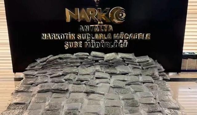 714 şüpheli tutuklandı, yüzlerce kilo yasaklı madde ele geçirildi