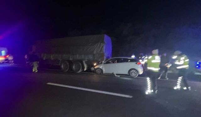 Eskişehir-Bozüyük yolunda otomobil kamyona çarptı: 1 ölü