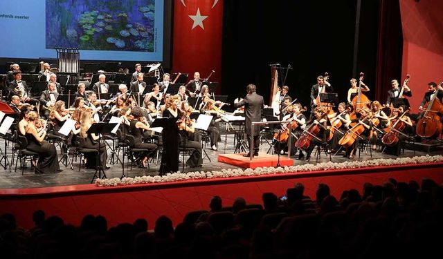 Eskişehir Senfoni Orkestrası yeni sezona unutulmaz konserle başladı