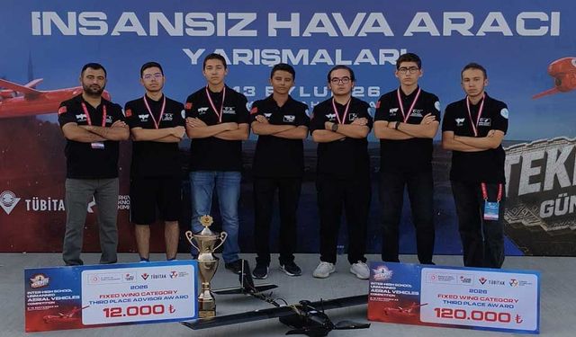 Eskişehirli öğrenciler TEKNOFEST’te Türkiye üçüncüsü oldu
