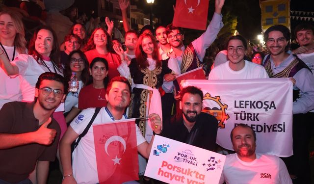 Eskişehir gençleri dünyaya açıyor! Kardeş şehirlerden gençler Porsuk Festivali için geldi