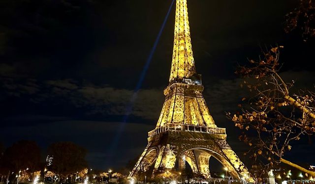 Eyfel Kulesi Nasıl İnşa Edildi? Paris’in Efsane Yapısının Hikâyesi