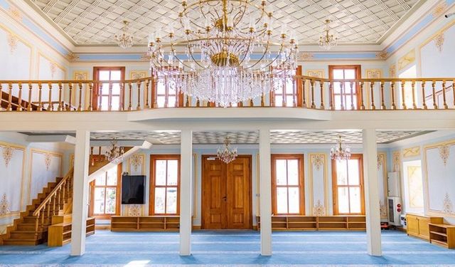 Fatma Sultan Camii Bir Asır Sonra Yeniden İbadete Açıldı