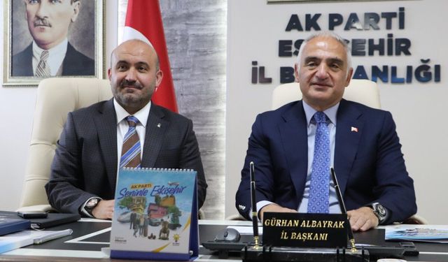 Bakan Ersoy’dan AK Parti Eskişehir İl Başkanlığı’na Ziyaret