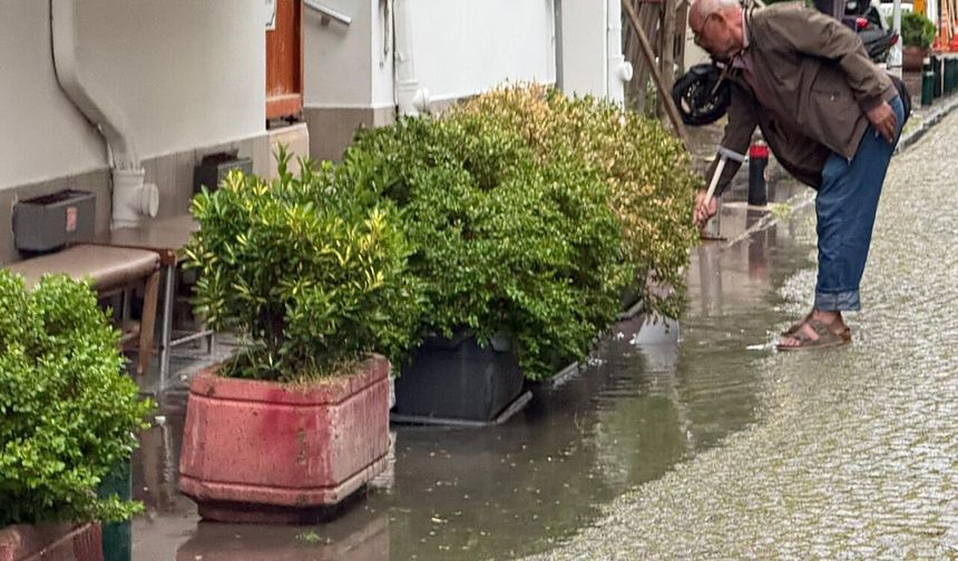 Eskişehir’de Yağmur Suyu Saksı Çiçeklerine “Çözüm” Oldu