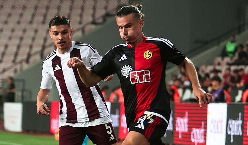 Eskişehirspor İnegölspor maçında ilk yarıda ses çıkmadı