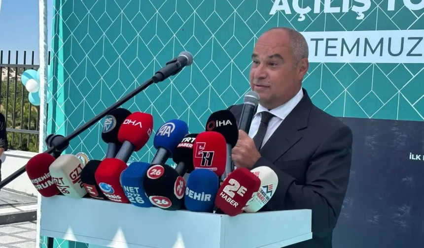 ETİ Şirketler Grubu Yönetim Kurulu Başkanı Ahmet Firuzhan Kanatlı Türkiye’nin İlk 100’ünde