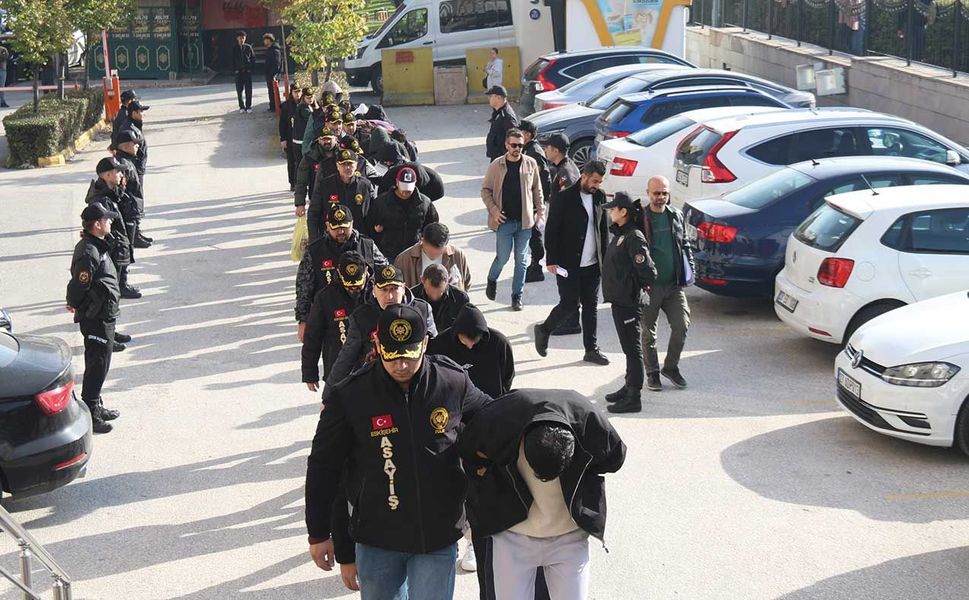 Eskişehir’deki operasyonda 18 şüpheli tutuklandı