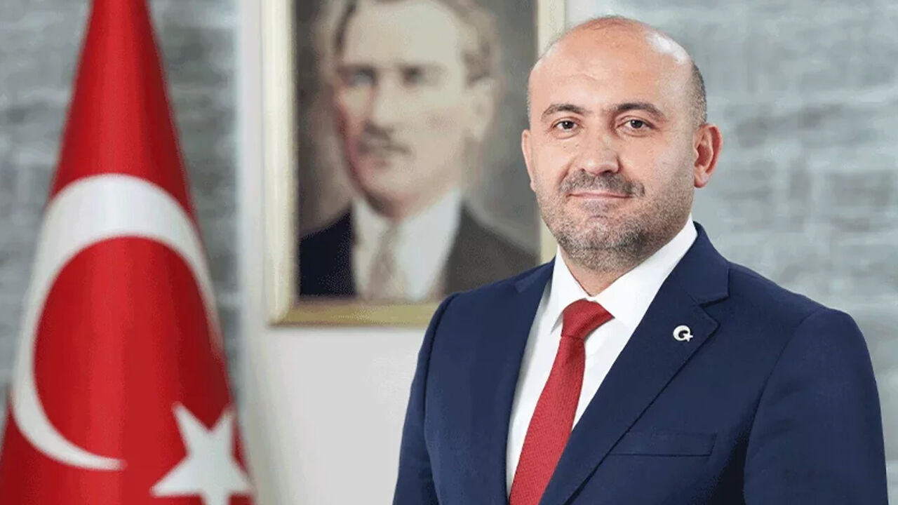 Ak Parti Gürhan Albayrak