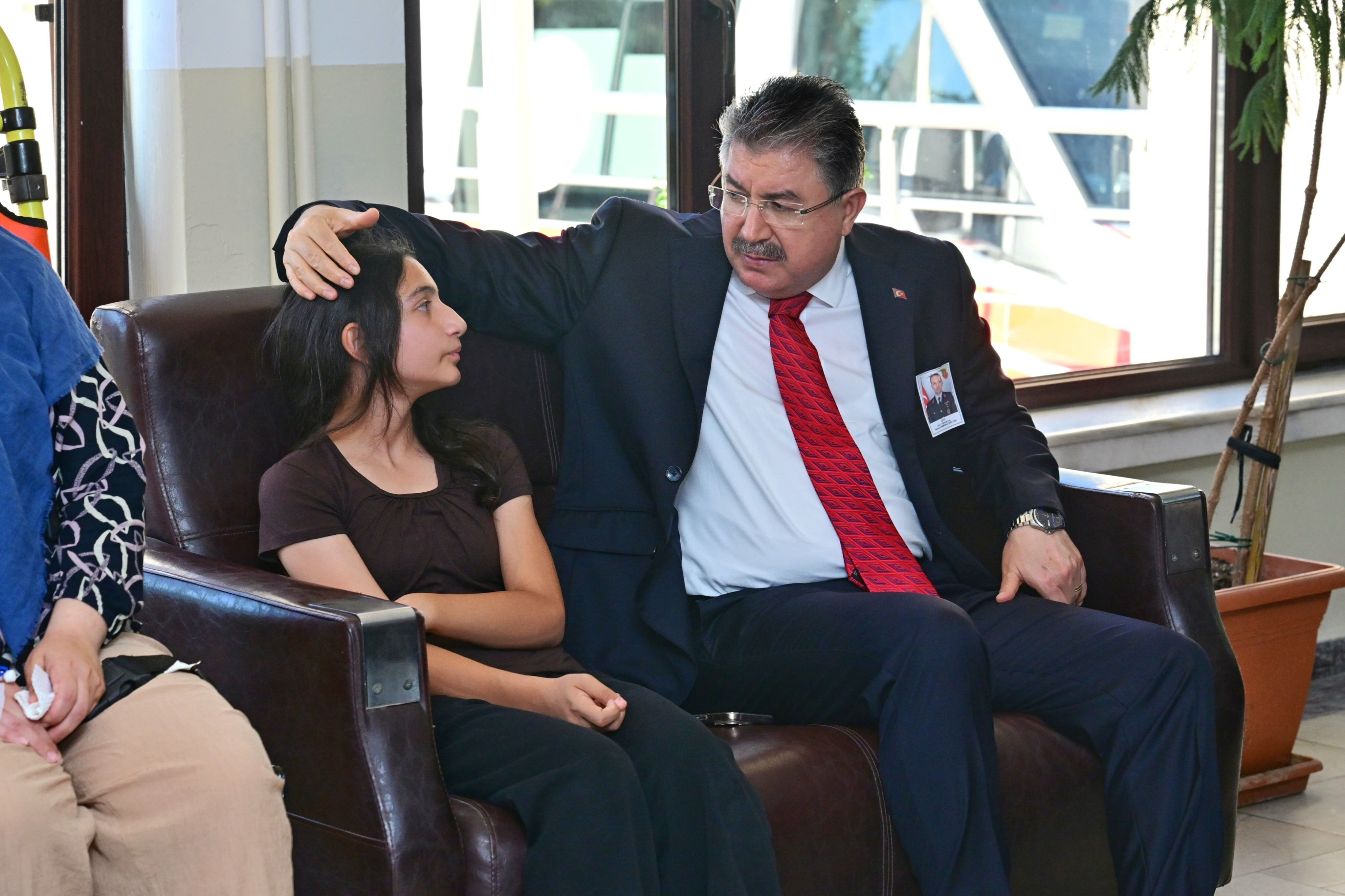 Eskişehir Şehidini Uğurluyor Kahraman Jandarma Mehmet Demirbaş İçin Veda Töreni Düzenlendi Vali Erdinç Yılmaz