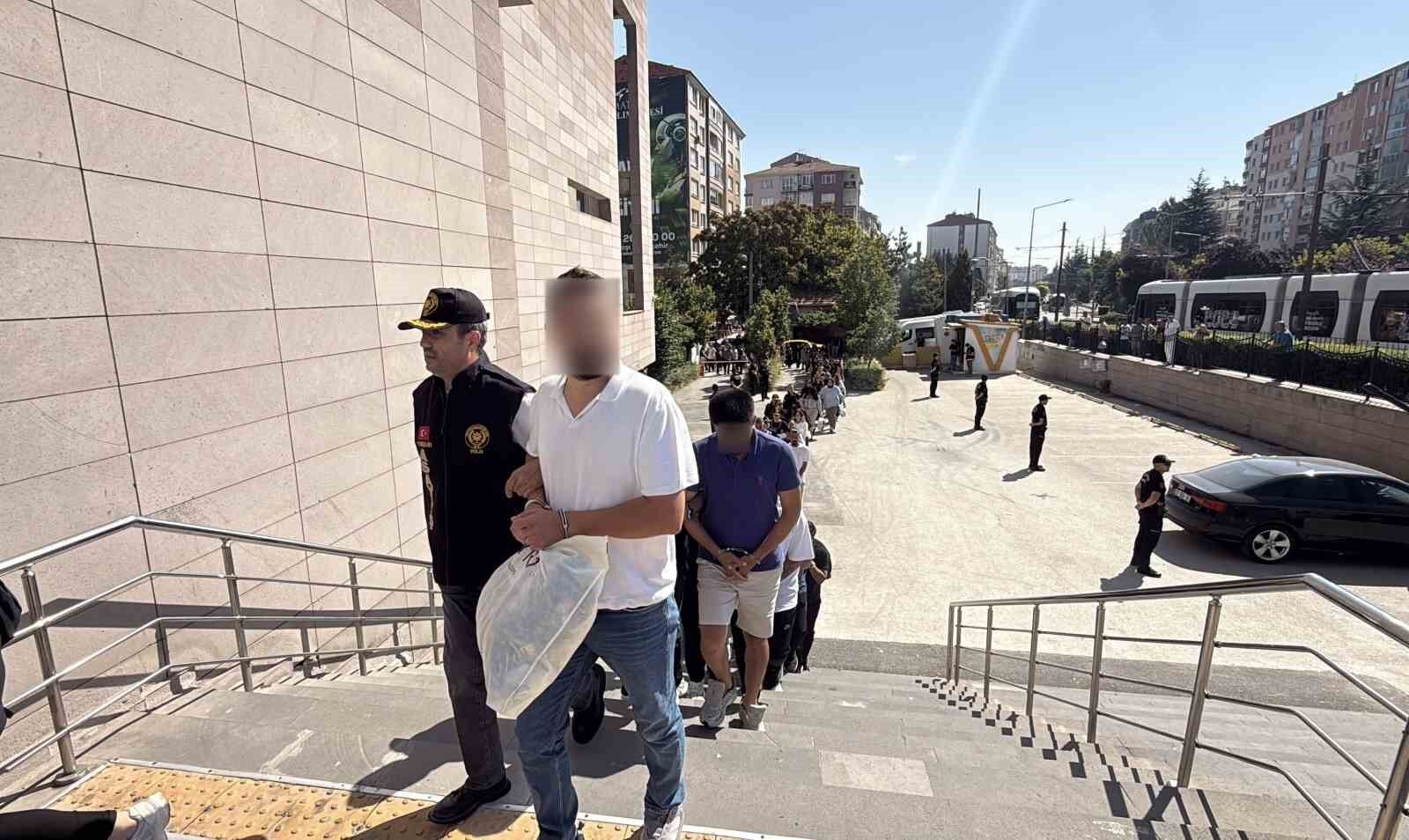 Eskişehir Merkezli Dolandırıcılık Şebekesinde 53 Tutuklama! 116 Milyon TL’lik Vurgun