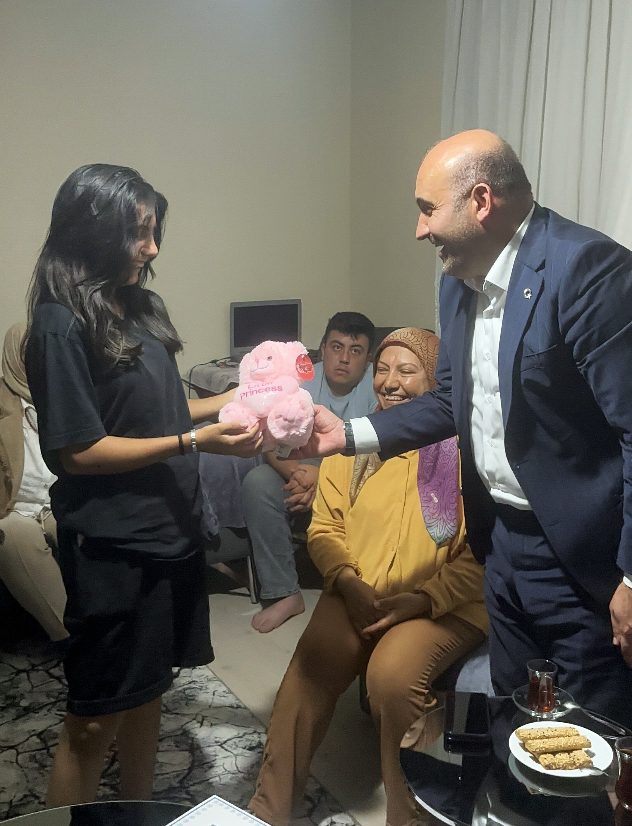 Gürhan Albayrak’tan Eskişehir’de Hane Hane Ziyaret4