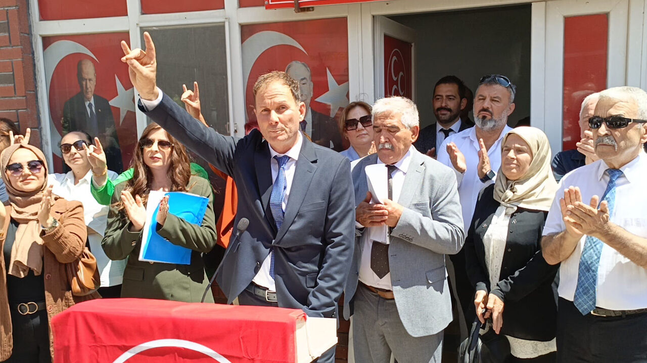 Mhp Eskişehir Teşkilatına Mahmudiye'de Mhp Bayraklı Atlı Karşılama33
