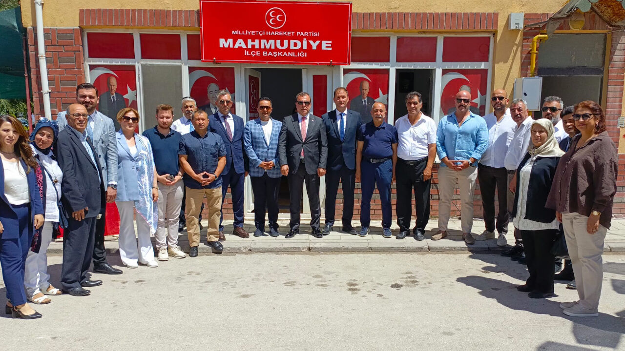 Mhp Eskişehir Teşkilatına Mahmudiye'de Mhp Bayraklı Atlı Karşılama4