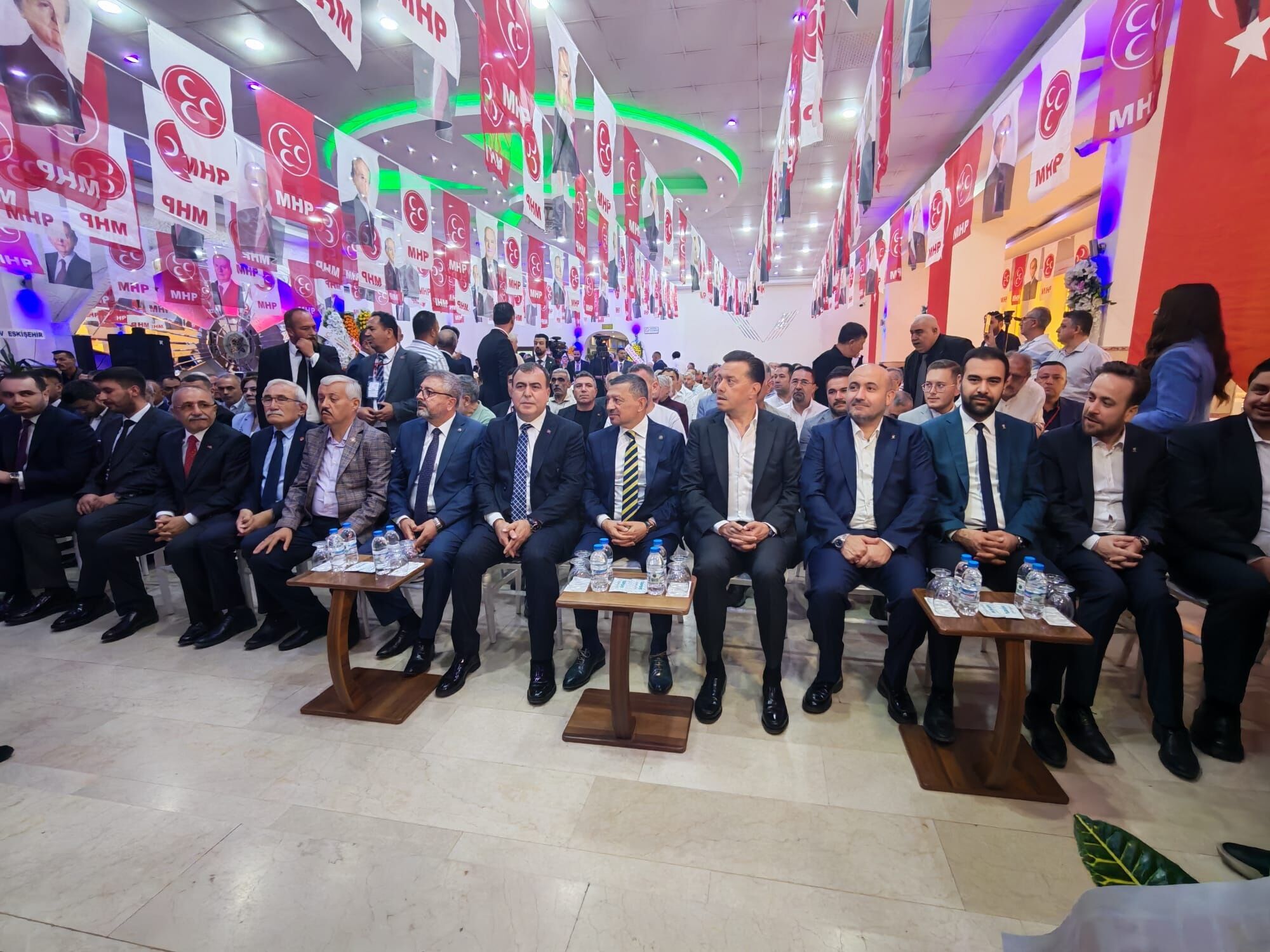 MHP Tepebaşı’nda Kongre Heyecanı Eyyüp Yılmaz Güven Tazeledi-1