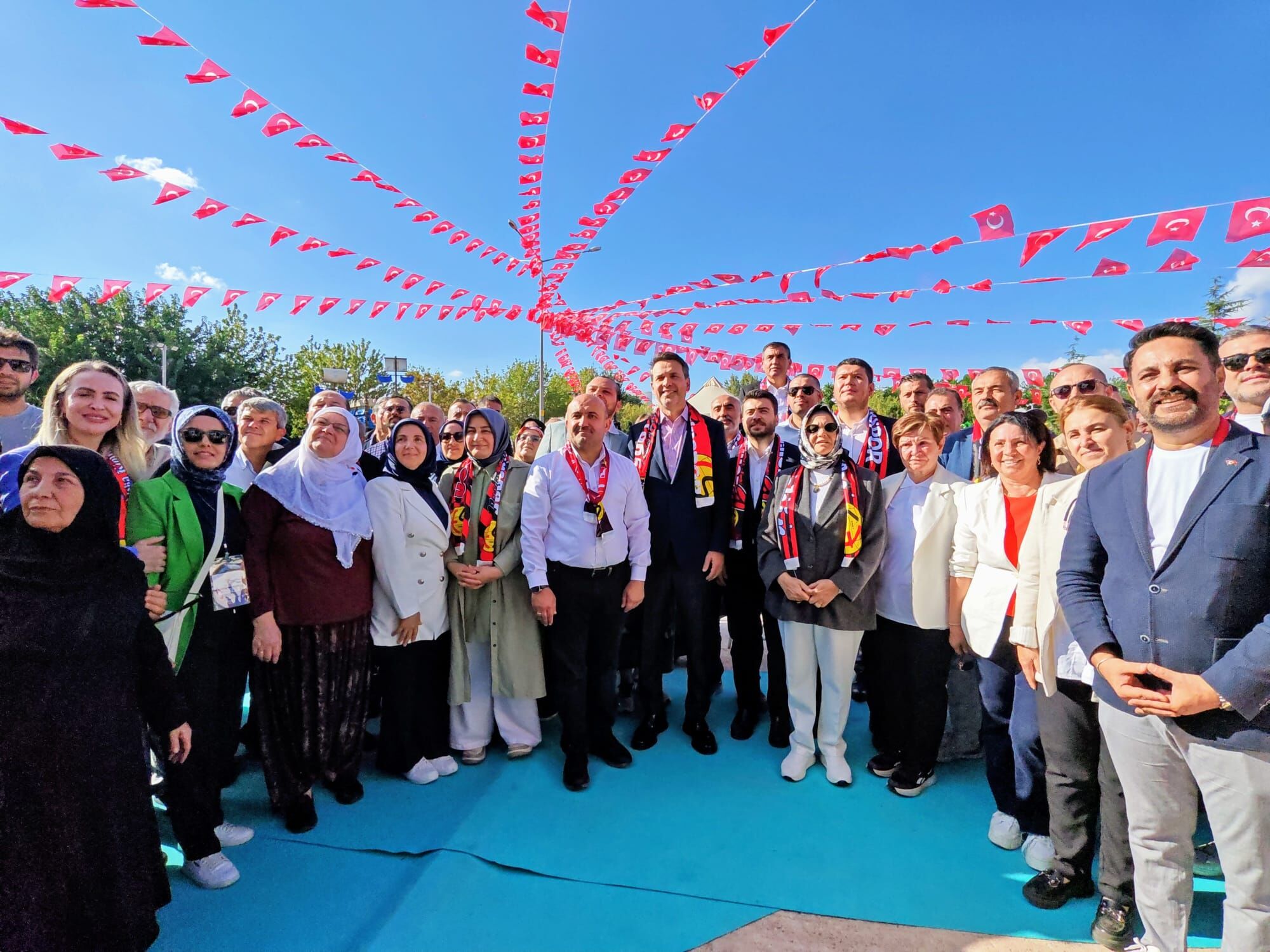 ak parti il danışma meclisi gürhan albayrak ayşen gürcan alparslan albayrak