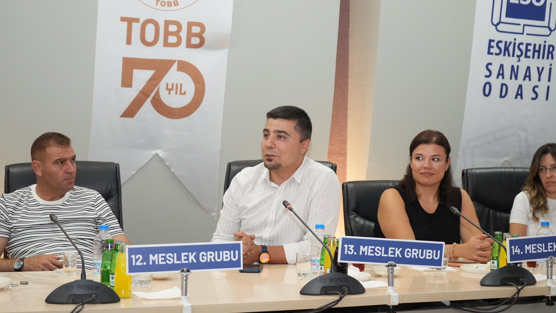 Celalettin Kesikbaş Ayşe Ünlüce Sanayicilerle Eso Toplantı-1