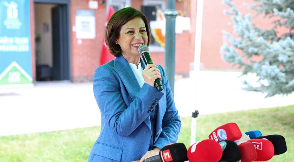 Ayşe Ünlüce Ahmet Ataç’tan Alzheimer Konukevi Açılışında Duygulandıran Konuşma 333