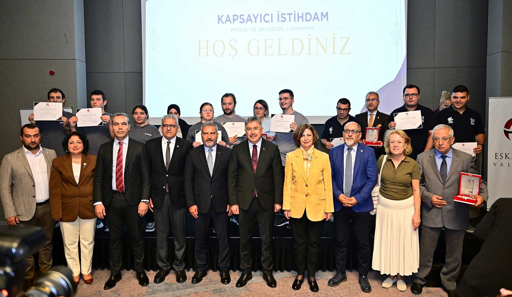 Eskişehir’de Kapsayıcı İstihdam Projesiyle 10 Genç Iş Hayatına Katıldı 2