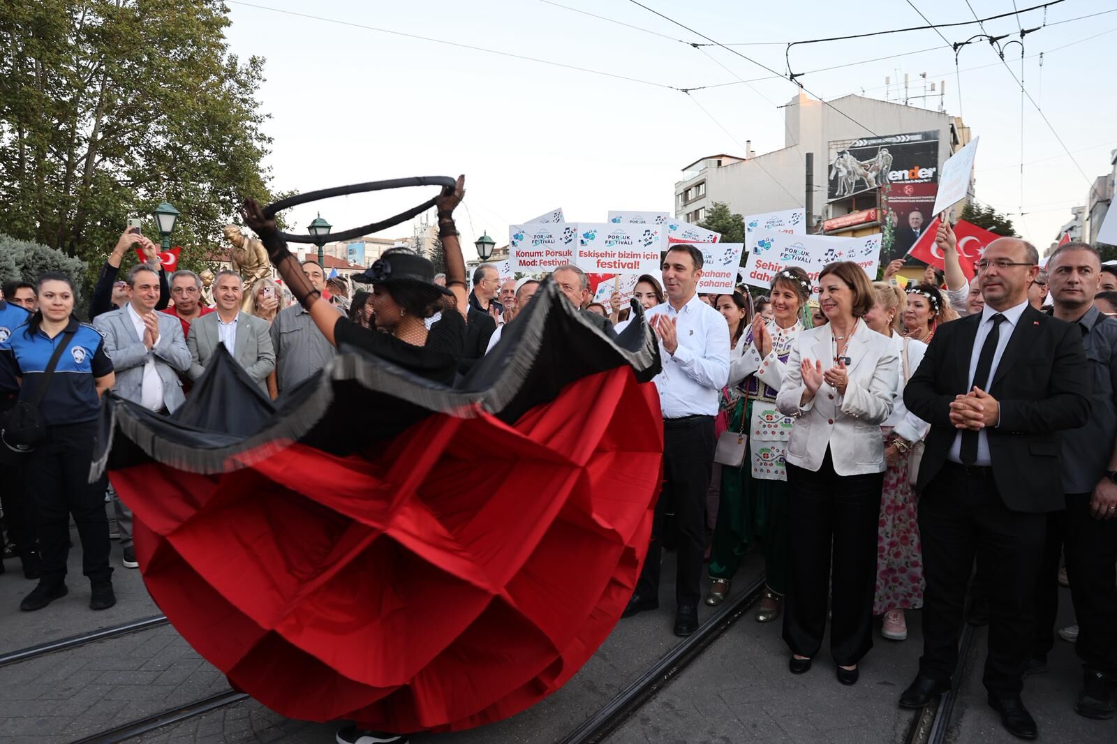 Eski̇şehi̇r’de Tari̇hi̇ Gün! (21)