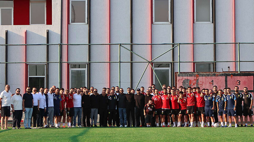 Eskişehirspor’a Sezon Öncesi Taraftar Morali Etb’den Tatlı Sürprizi11