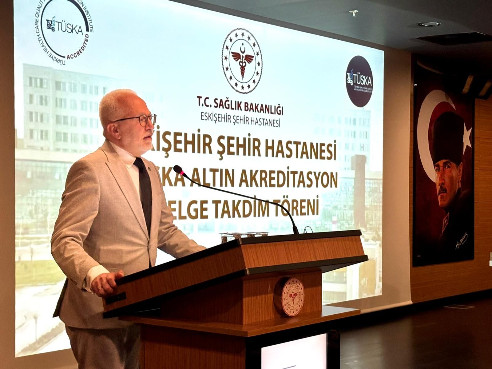 Eskişehir Şehir Hastanesine “Altın Kategoride Akreditasyon Belgesi”-4