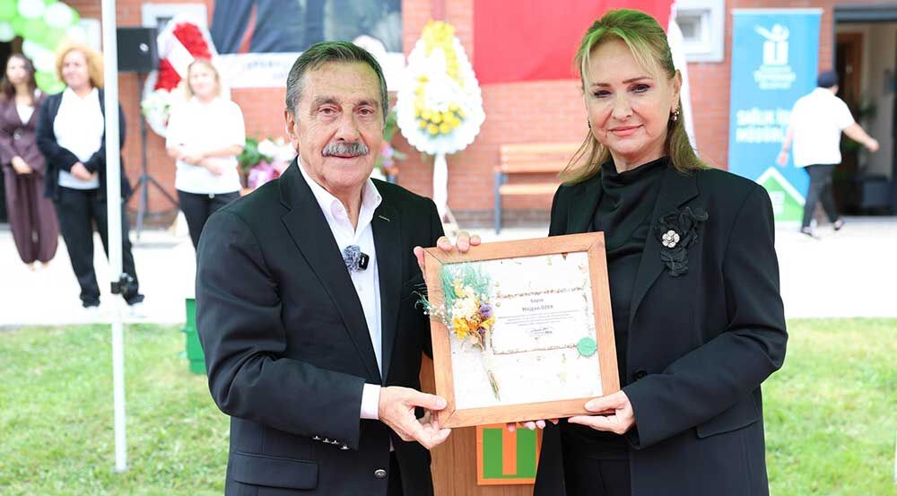 Müjgan Özer Ahmet Ataç’tan Alzheimer Konukevi Açılışında Duygulandıran Konuşma000