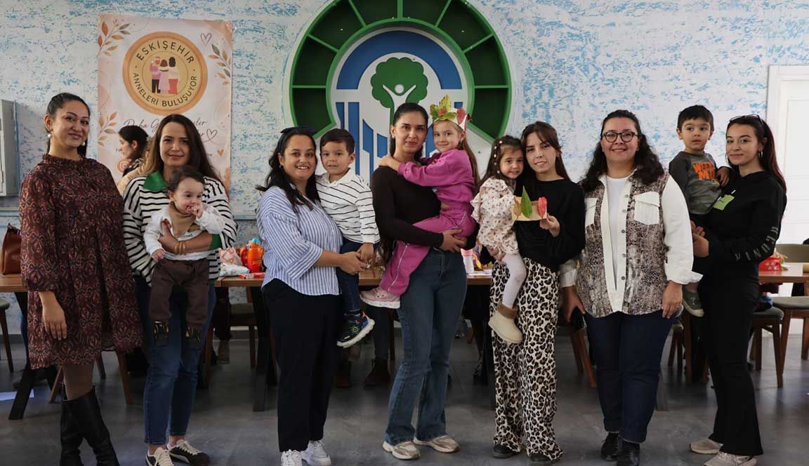 Kazım Kurt’un desteğiyle anneler Alaaddin Park Cafe’de buluştu