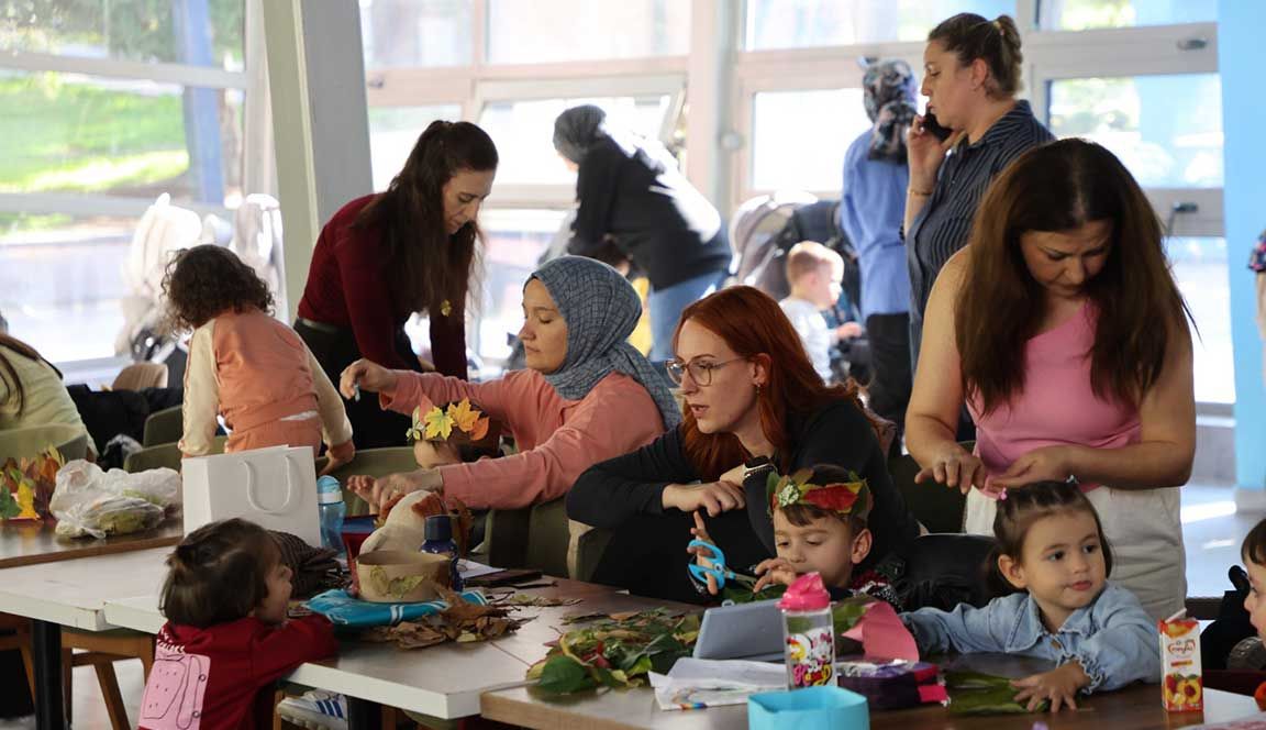 Kazım Kurt’un Desteğiyle Anneler Alaaddin Park Cafe’de Buluştu 3